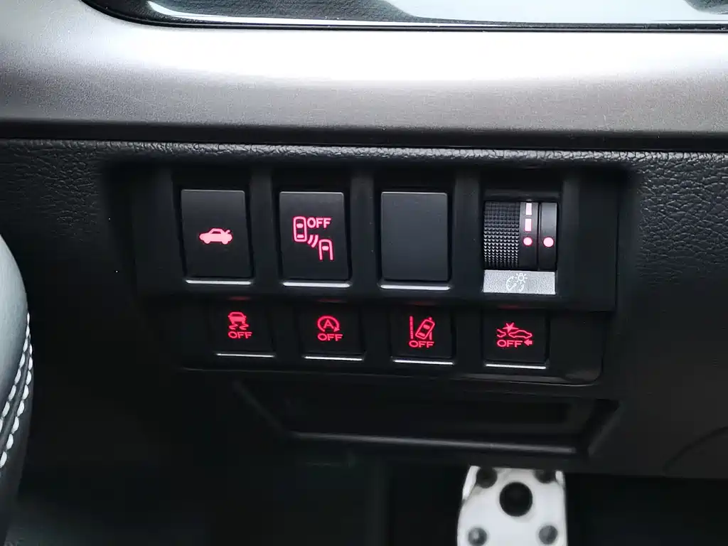 Subaru Legacy 2021 — фото 16