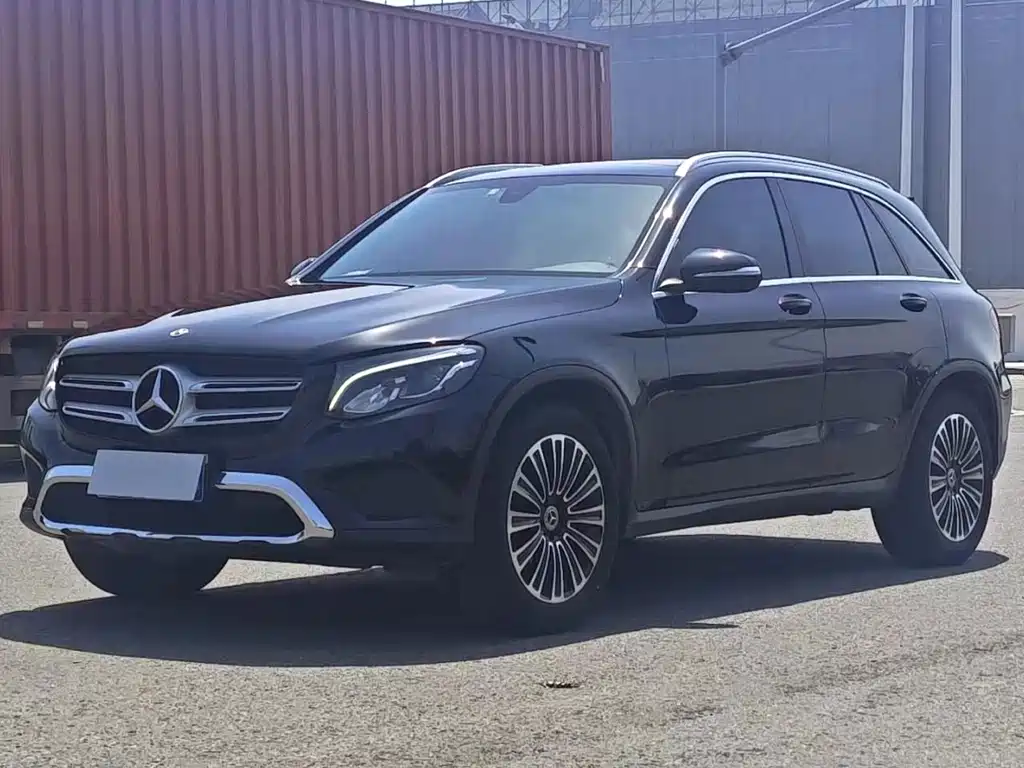 Mercedes-Benz GLC 2017 — фото 17