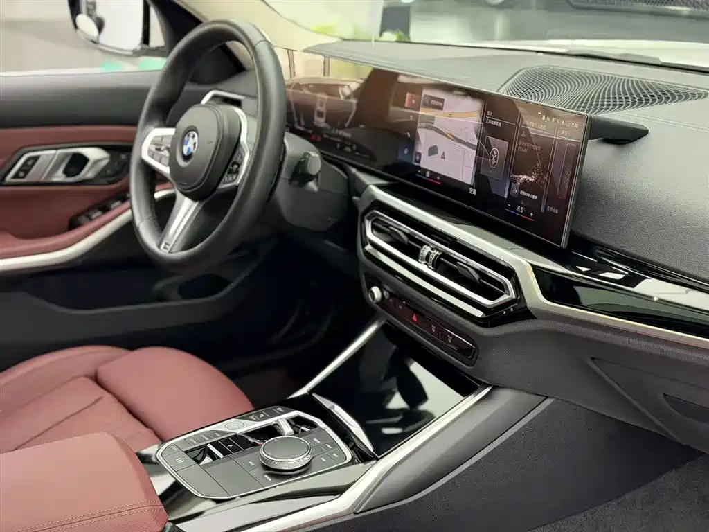 BMW 3 Series 2022 — фото 8