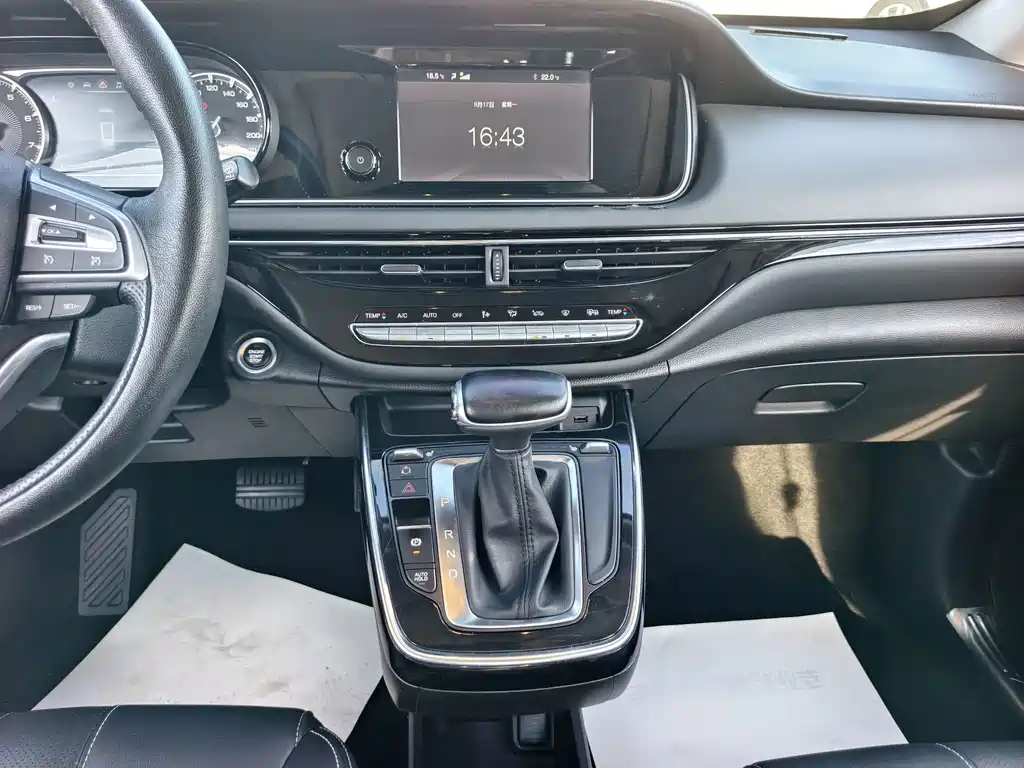GAC Trumpchi M6 2020 — фото 13