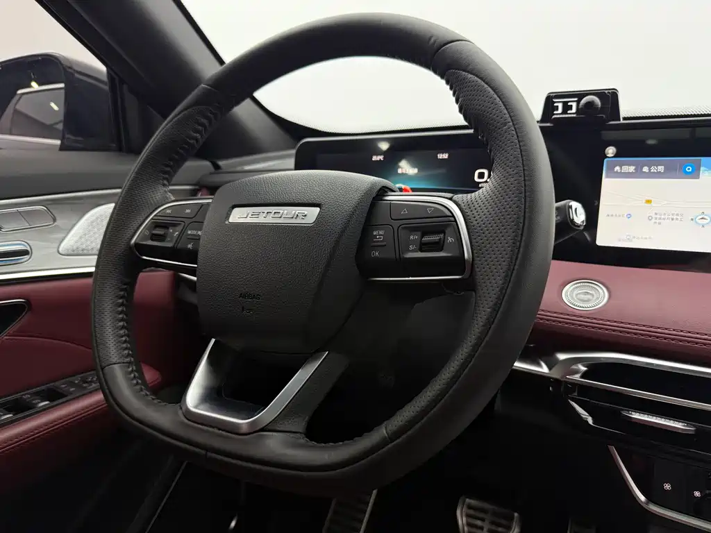 Jetour Jietu X70 PLUS 2023 — фото 10