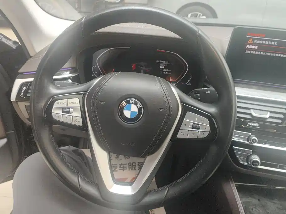 BMW 5 Series 2024 — фото 15