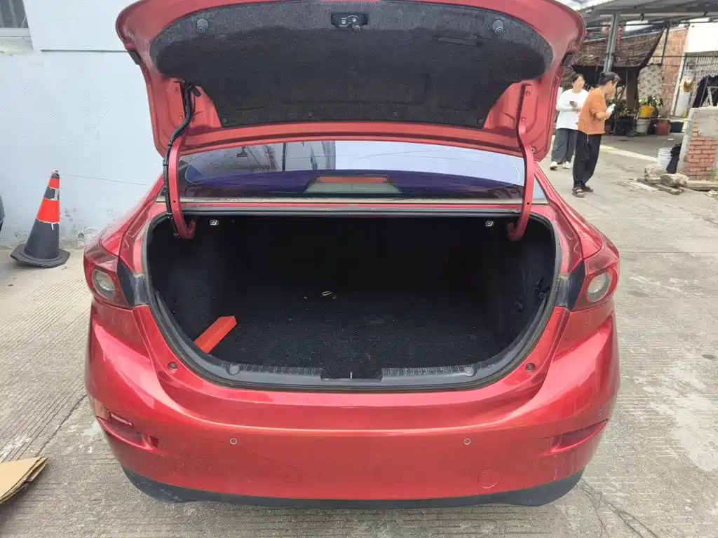Mazda 3 Angkesela 2017 — фото 16