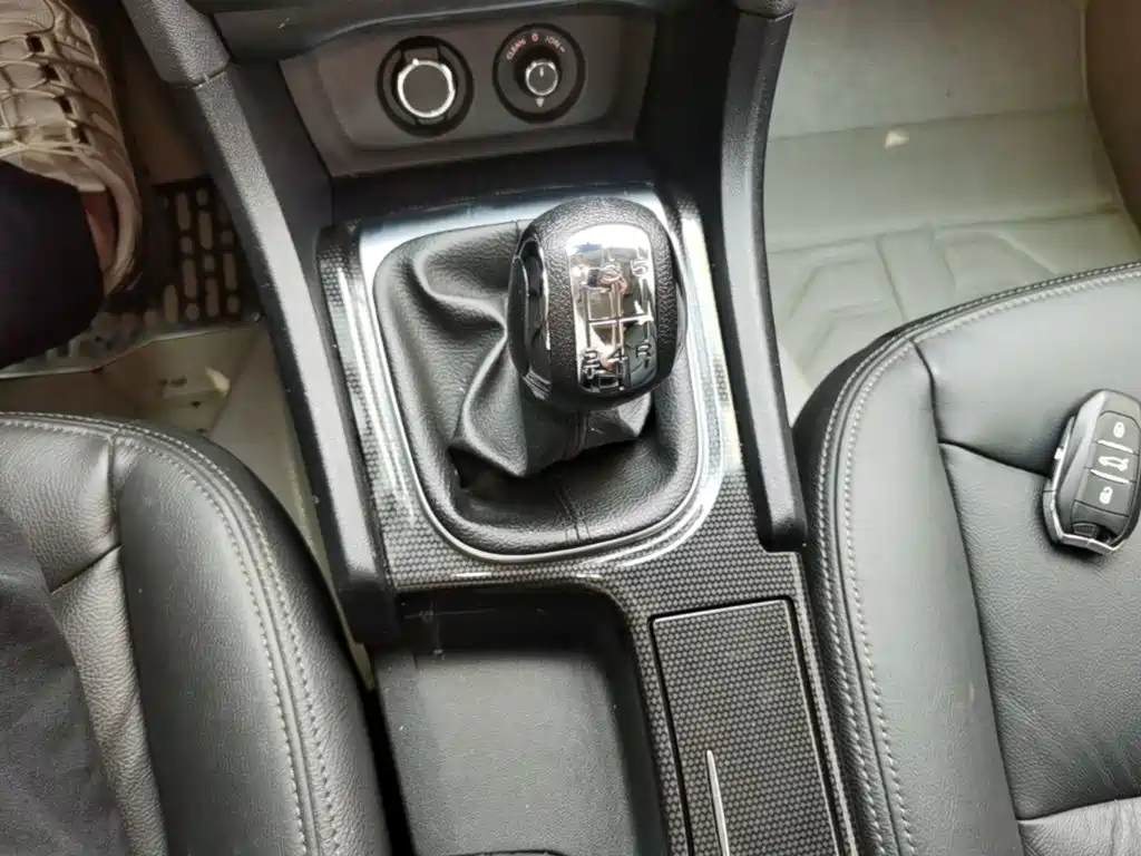 Citroen C4L 2015 — фото 10