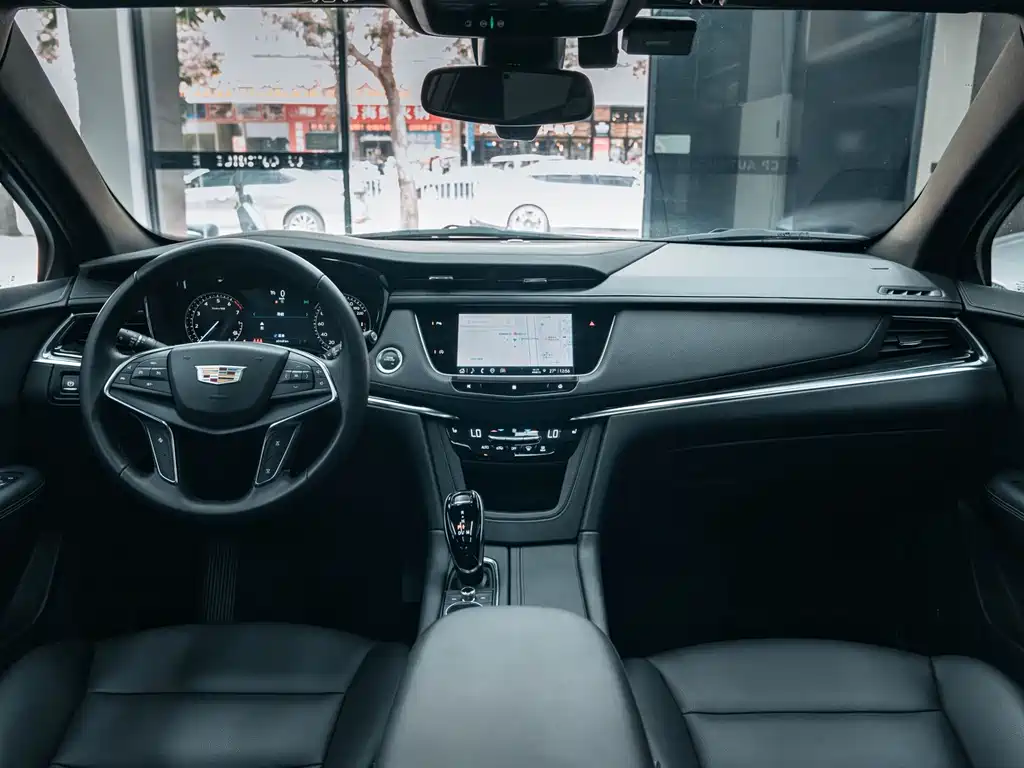Cadillac XT5 2020 — фото 14