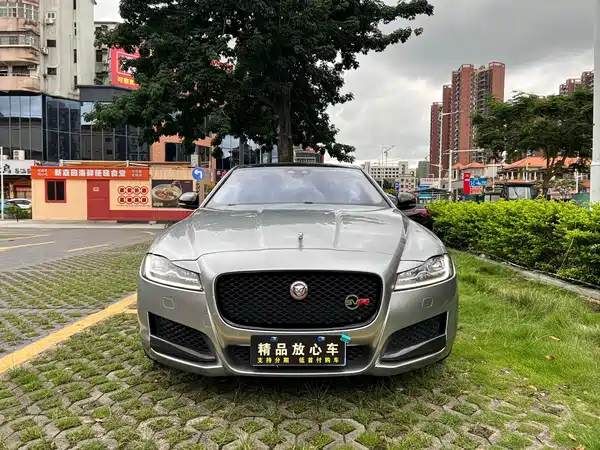 Jaguar XFL 2018