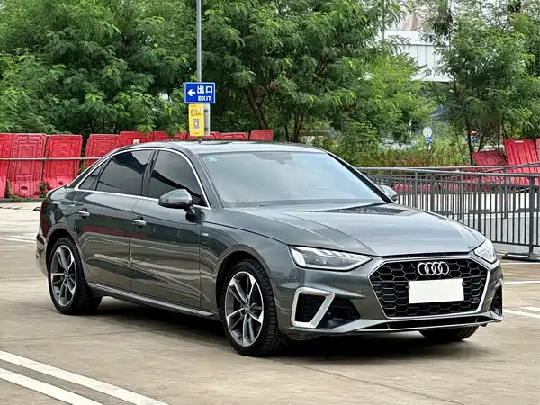 Audi A4L 2021