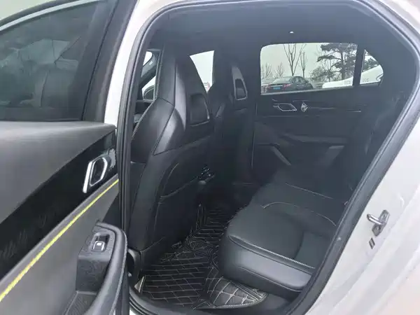 Lynk & Co 03 2025