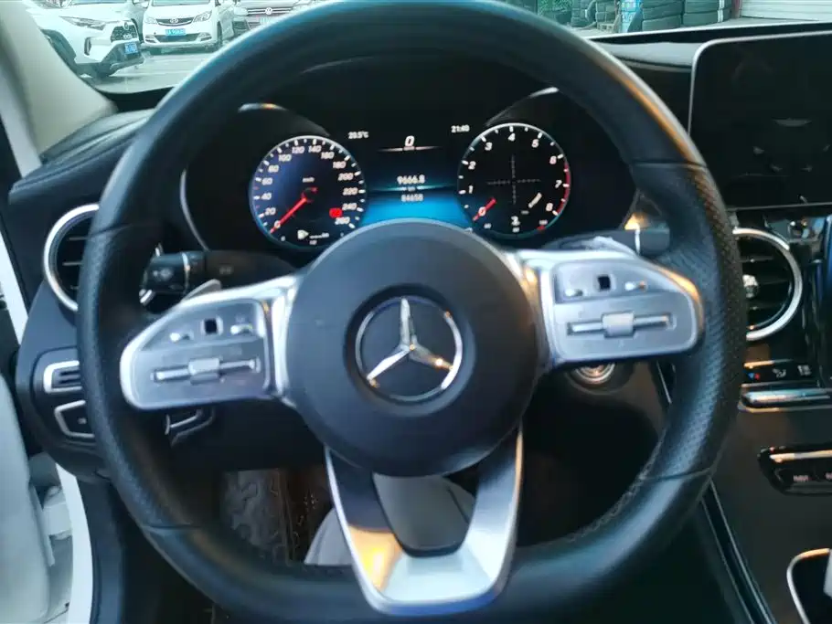 Mercedes-Benz C-Class 2019 — фото 15