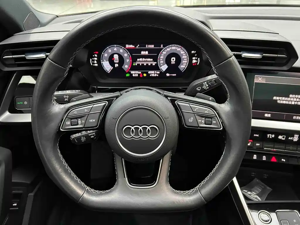 Audi A3 2023 — фото 3