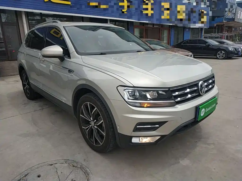 Volkswagen Tiguan L 2020 — фото 4