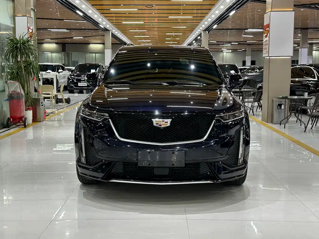 Cadillac XT6 2019 — фото 2