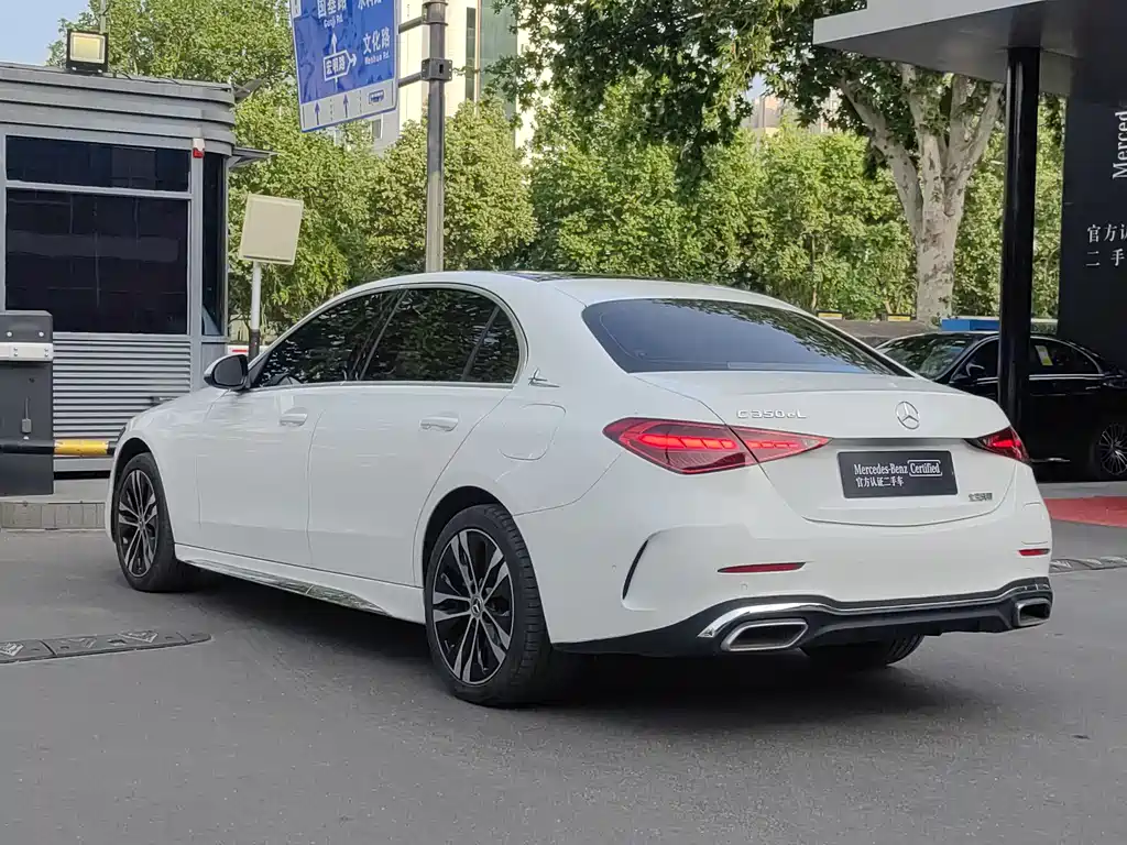 Mercedes-Benz C-Class New Energy 2024 — фото 6