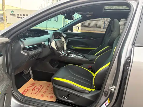 Changan UNI-V 2023