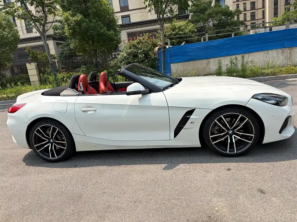 BMW Z4 2021 — фото 4