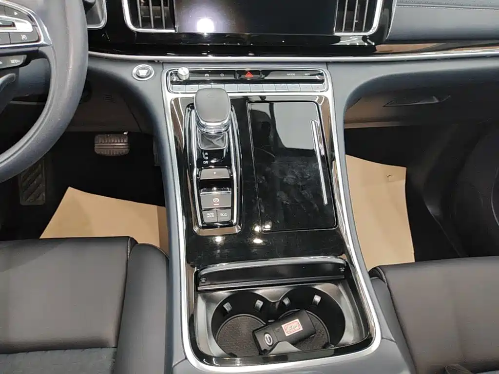 GAC Motor Trumpchi M8 2025 — фото 14
