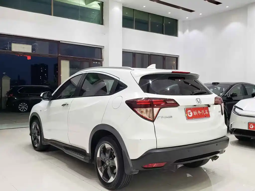 Honda Vezel 2017 — фото 11