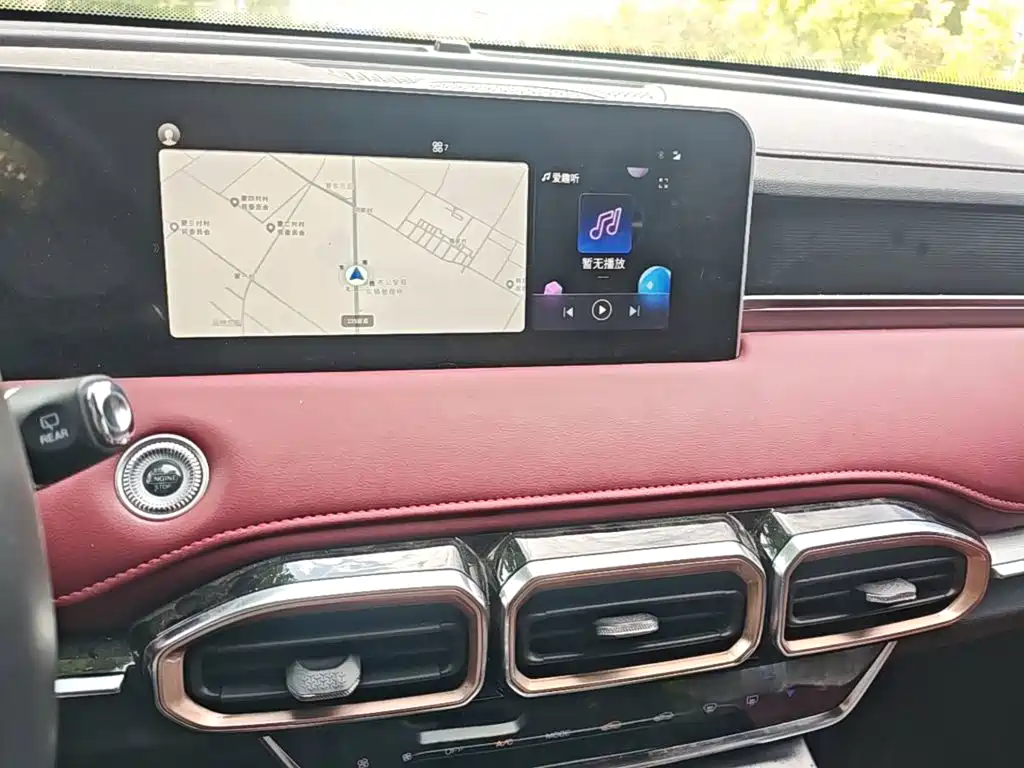 Jetour Jietu X70 PLUS 2025 — фото 13