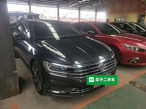 Volkswagen Sagitar 2021