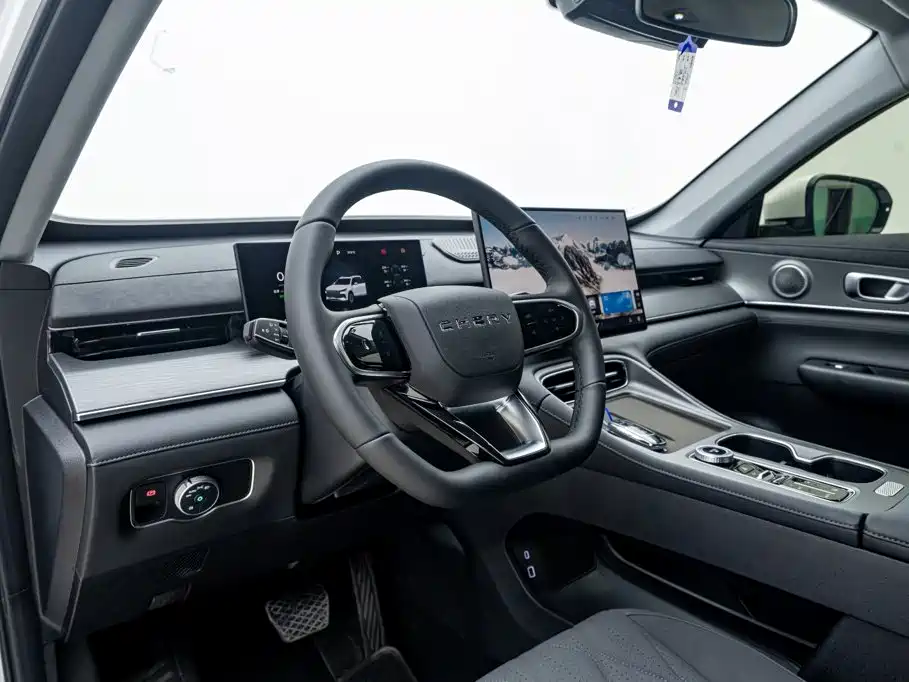 Chery Tiggo 8 PLUS 2026 — фото 16