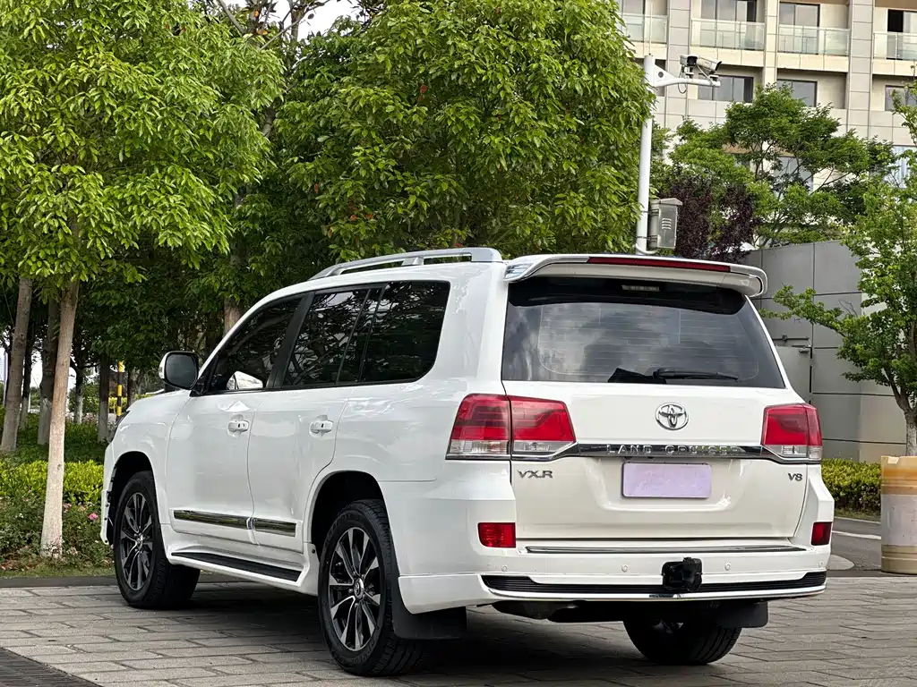 Toyota Land Cruiser 2014 — фото 6