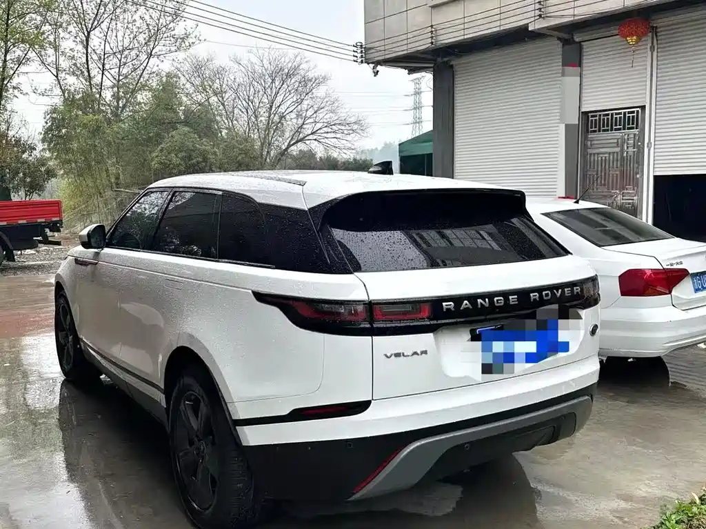 Land Rover Velar 2023 — фото 4