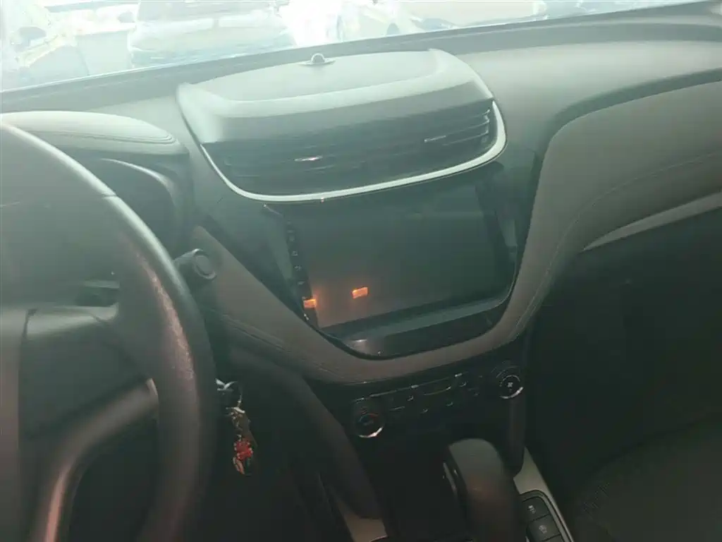 Chevrolet Malibu 2018 — фото 13