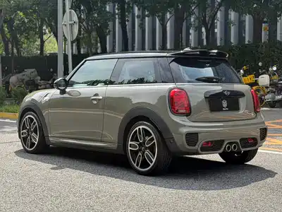 MINI MINI 2019