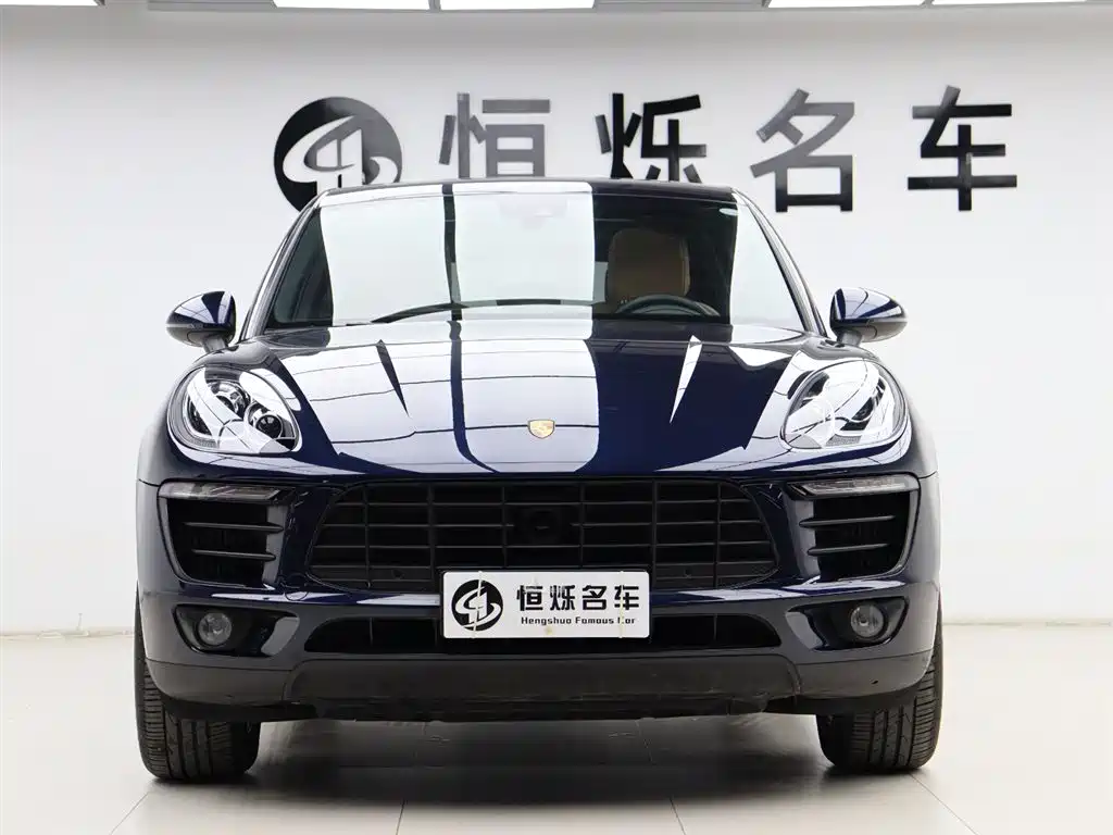 Porsche Macan 2018 — фото 30