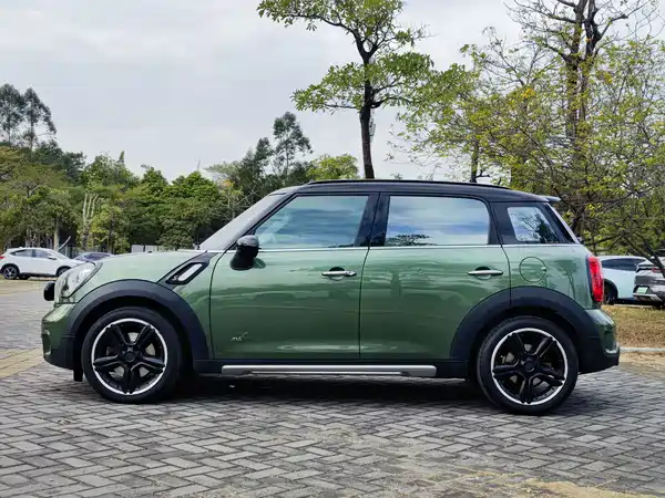 MINI Countryman 2014