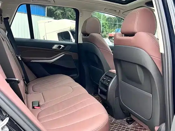 BMW X5 2021
