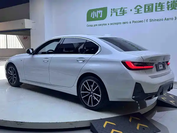 BMW 3 Series 2023
