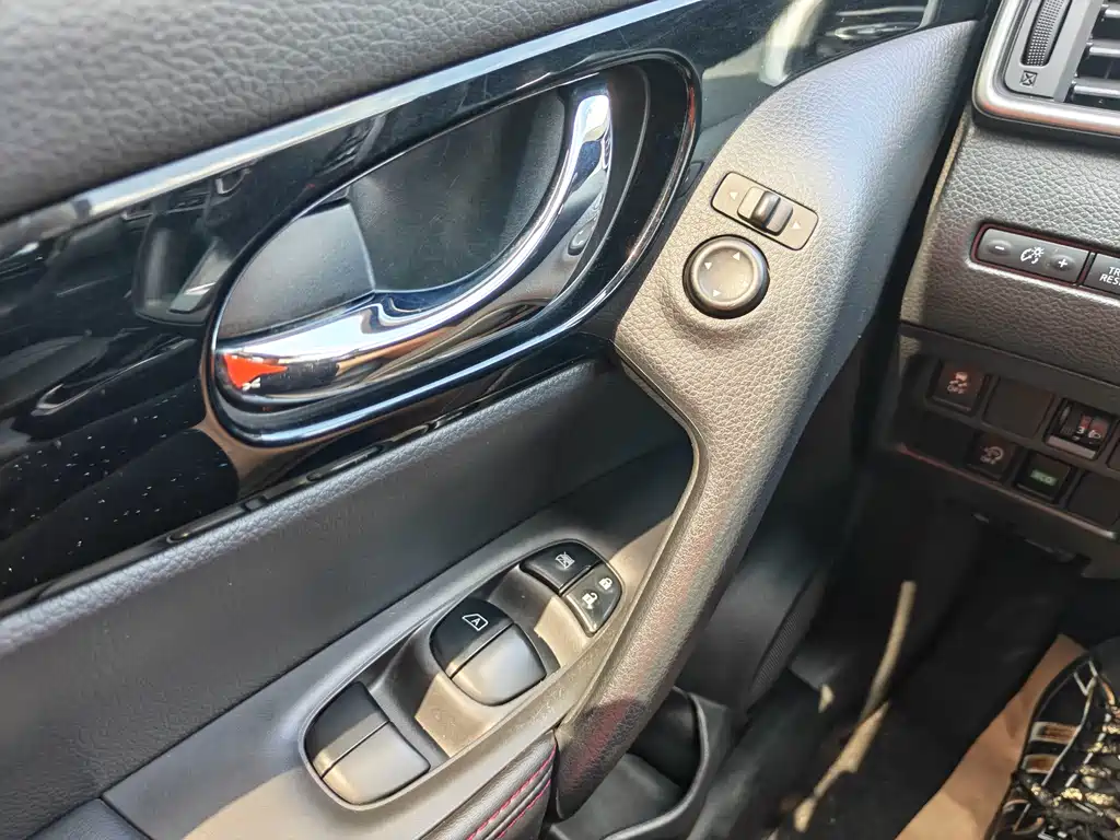 Nissan Qashqai 2023 — фото 14