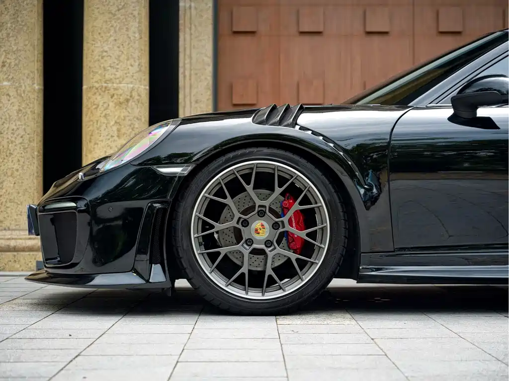 Porsche 911 2015 — фото 13