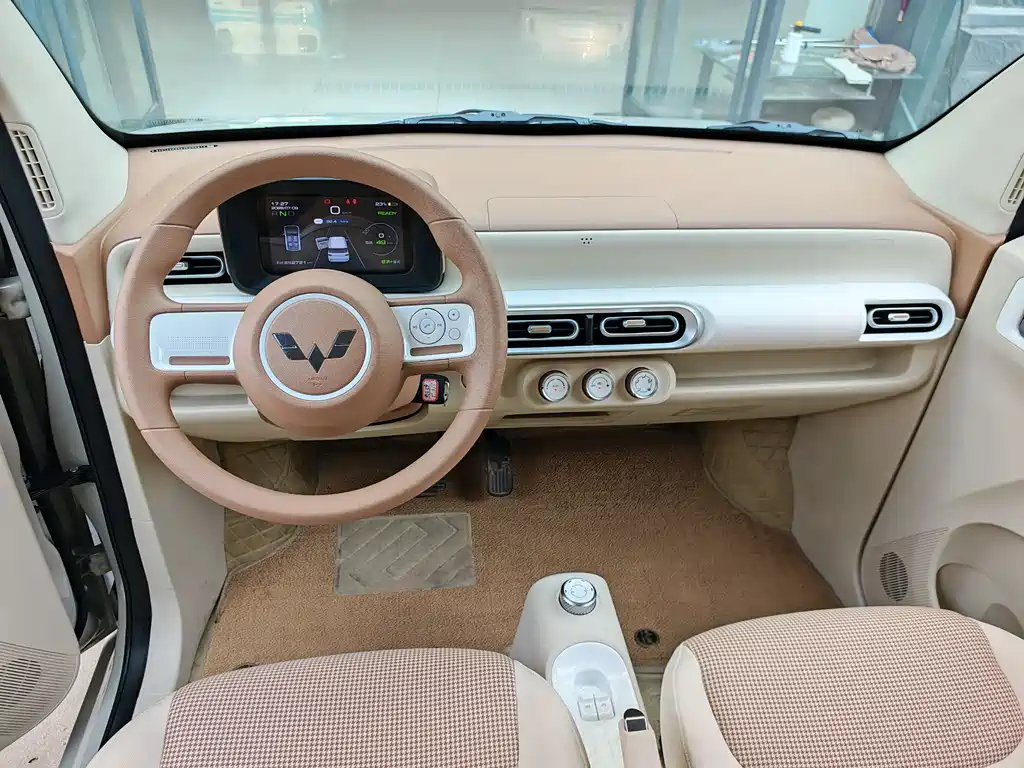 Wuling MINIEV 2025