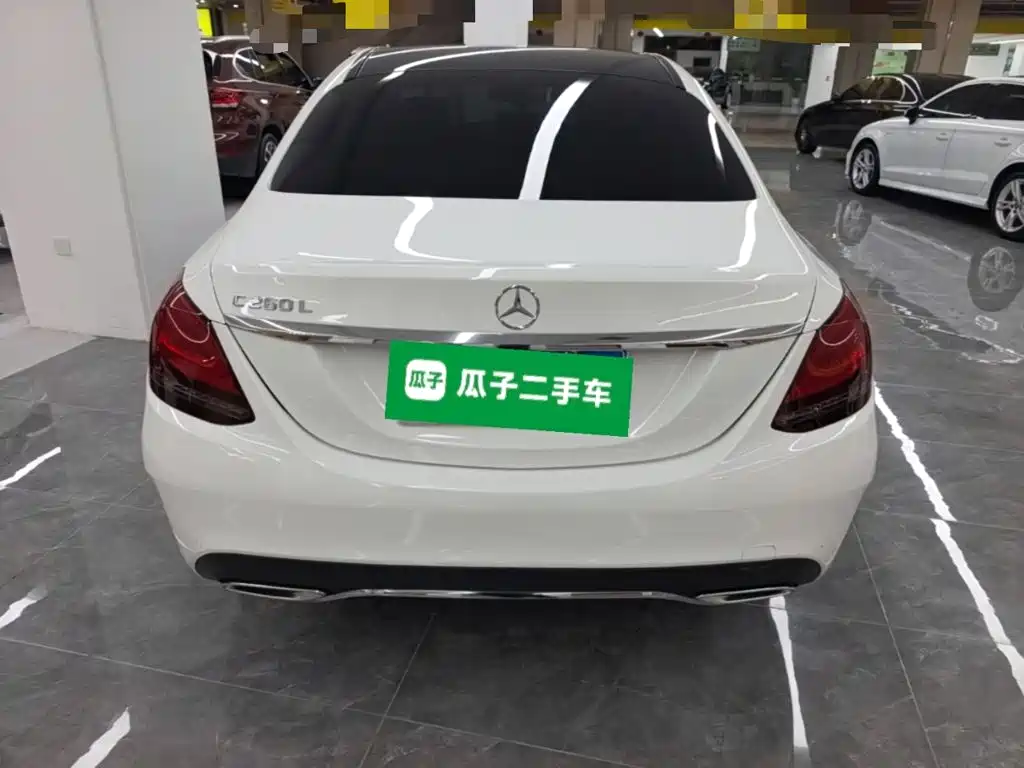 Mercedes-Benz C-Class 2020