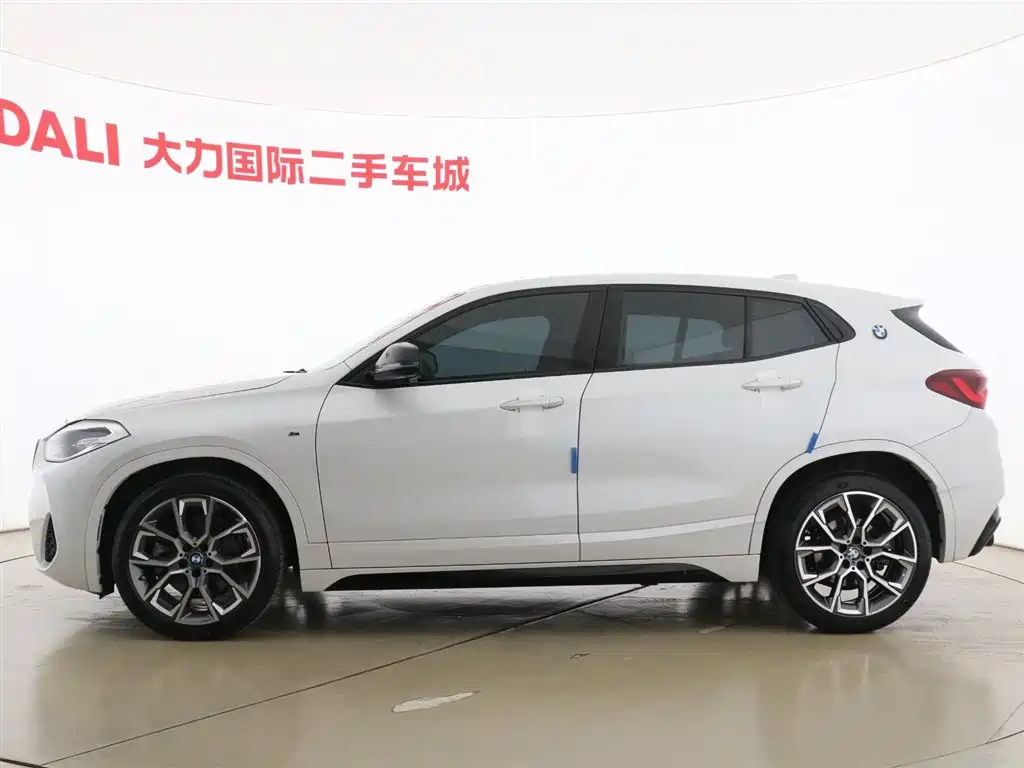 BMW X2 2021 — фото 14