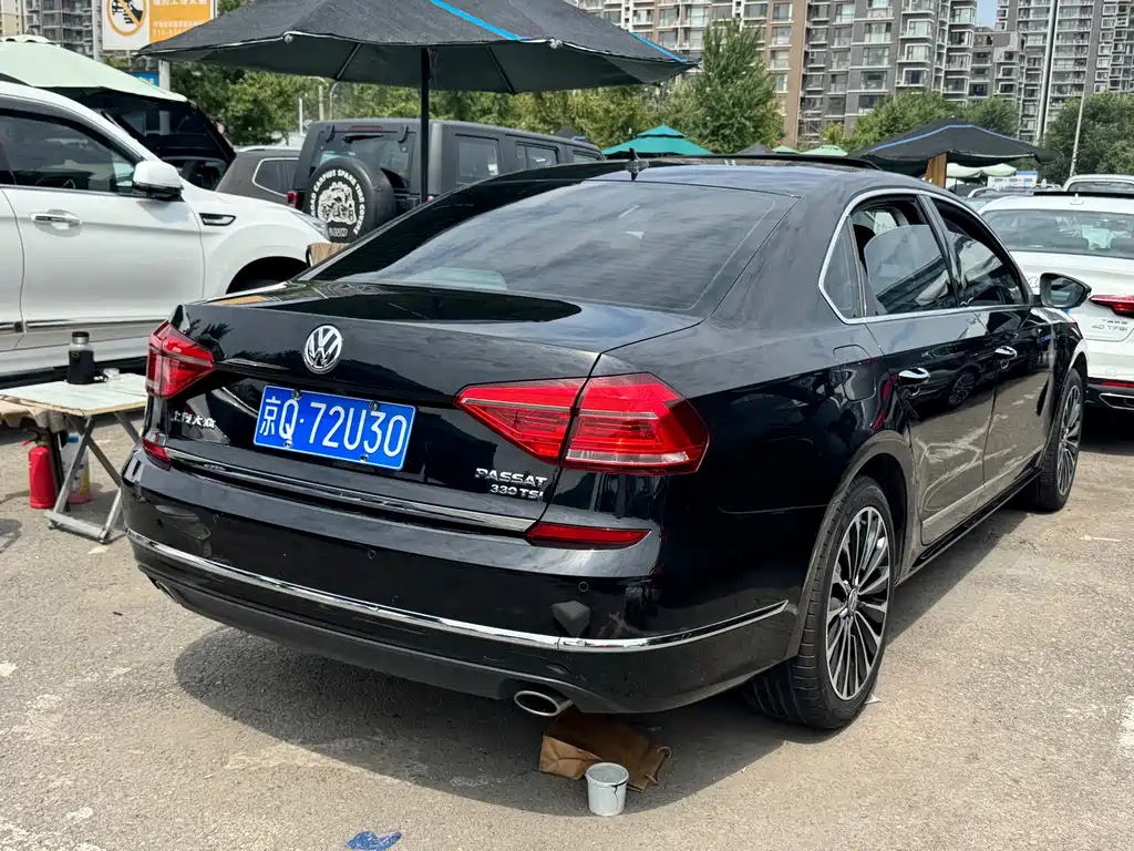 Volkswagen Passat 2018 — фото 18