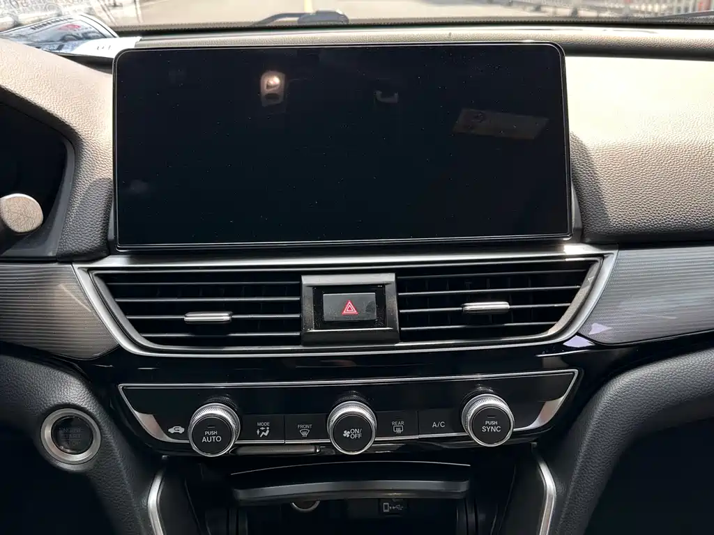 Honda Inspire 2022 — фото 17