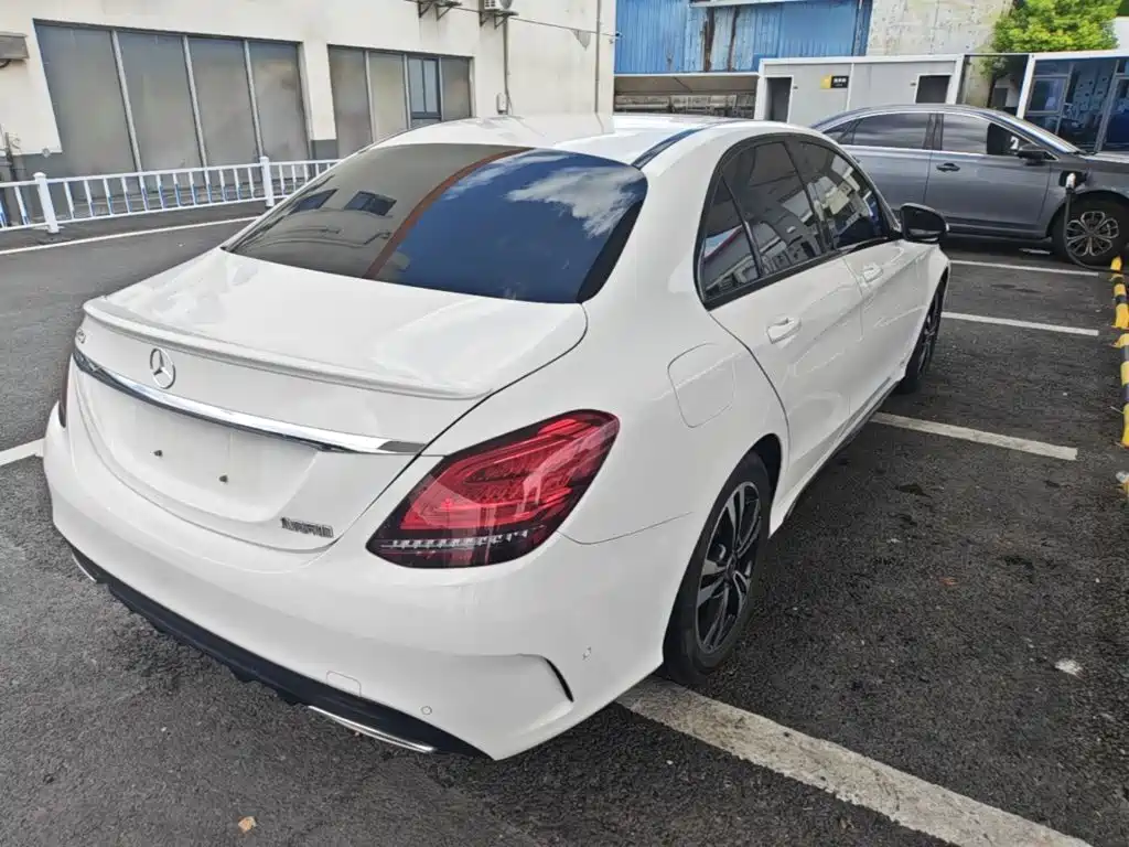 Mercedes-Benz C-Class 2020
