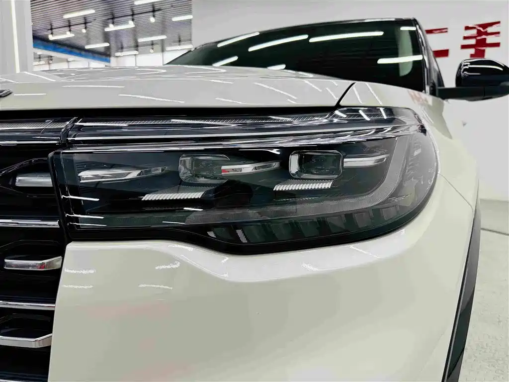 Ford Explorer 2024 — фото 9