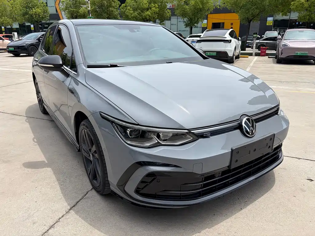 Volkswagen Golf 2023