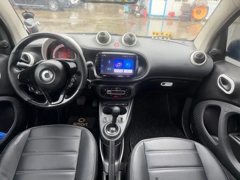 smart Fortwo 2016 — фото 8