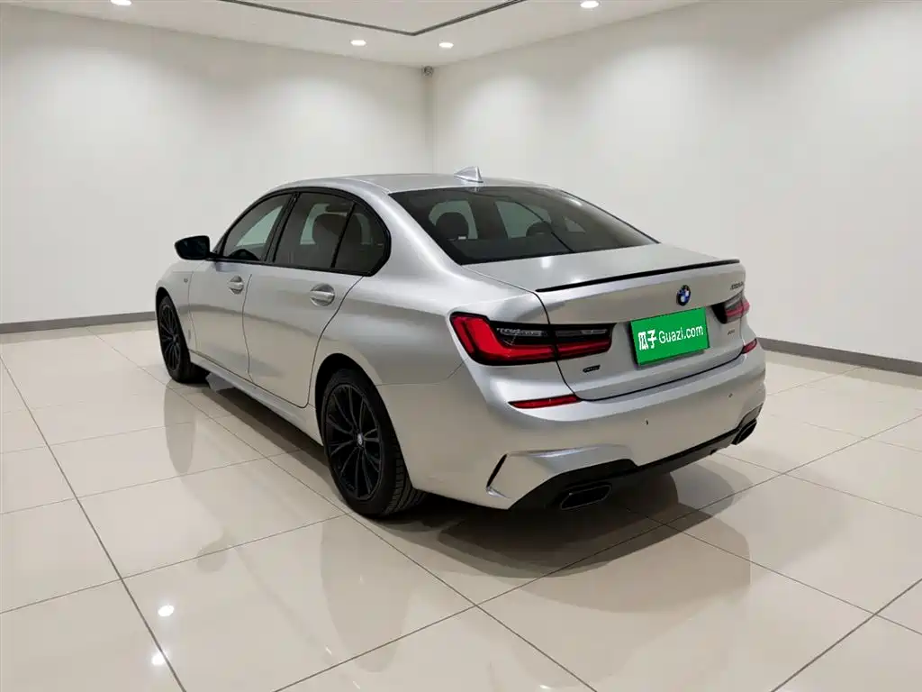 BMW 3 Series 2021