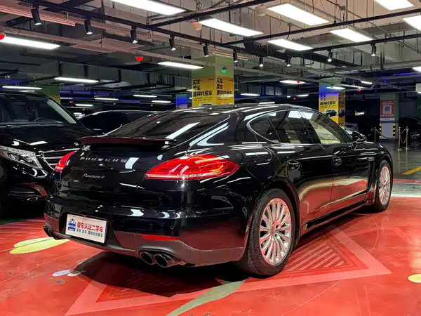Porsche Panamera 2014