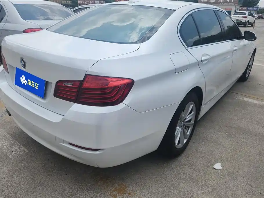 BMW 5 Series 2015 — фото 3