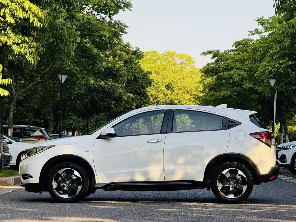 Honda Vezel 2016 — фото 4