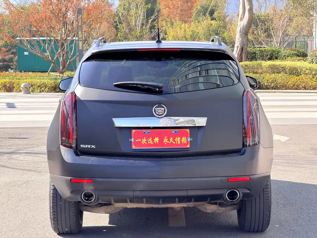 Cadillac SRX 2016 — фото 18