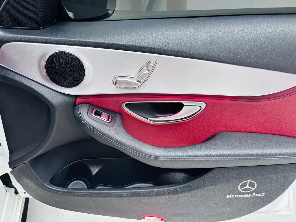 Mercedes-Benz C-Class 2020 — фото 15
