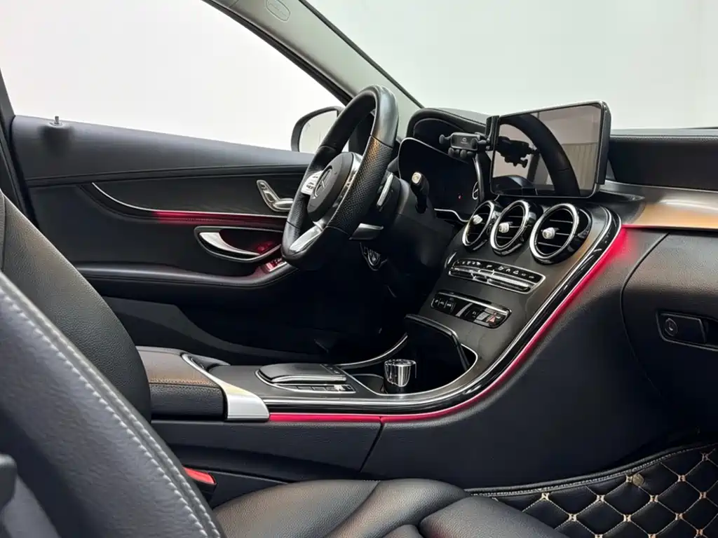 Mercedes-Benz C-Class 2019 — фото 6